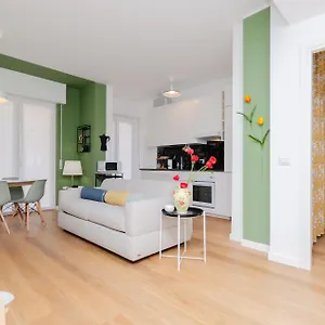 Appartamento Vivimi Fiordalisi Stile & Comfort Vicino Metro, Milano